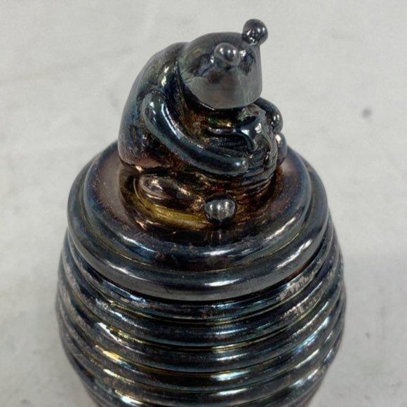 Disney Lunt Tarnish-Resistant Black Winnie the Pooh Honey Pot Trinket Box - Picture 6 of 7